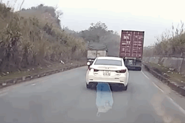 Chủ quan vượt ẩu đường đèo, tài xế suýt không còn cơ hội sửa sai