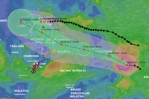 Bão Bualoi có thể mạnh lên cấp 13, hướng vào Biển Đông