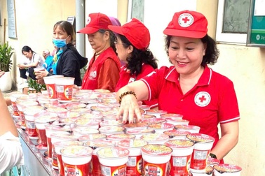 Người không chuyên trách có lương hưu sắp nghỉ việc: "Tôi thấy nhẹ nhõm"