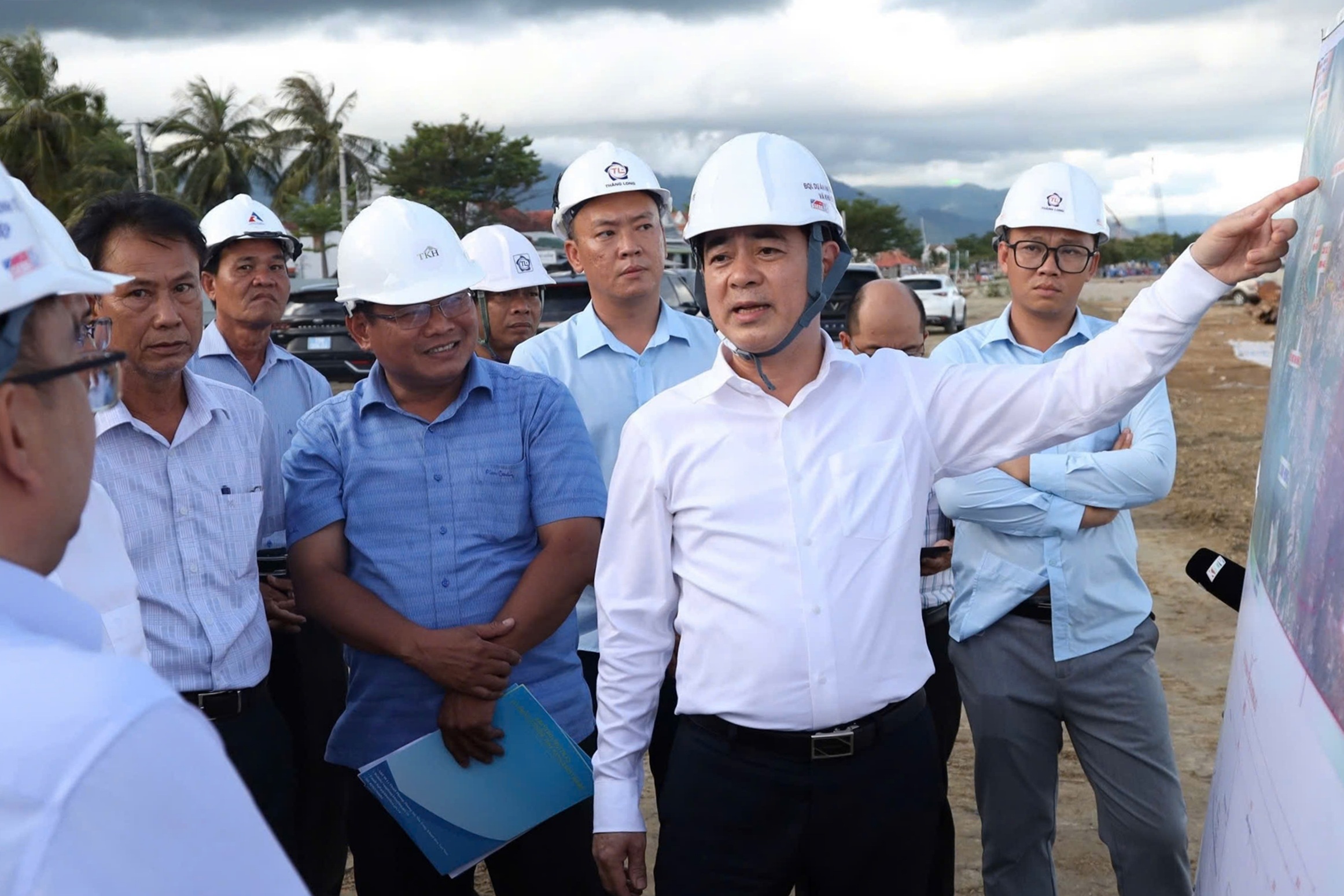 Chia sẻ của vị Bí thư Tỉnh ủy tiên phong áp KPI cho cán bộ, công chức - 5 Chia sẻ của vị Bí thư Tỉnh ủy tiên phong áp KPI cho cán bộ, công chức - 5