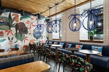 Quán cà phê "màu mè", nội thất thiết kế độc lạ