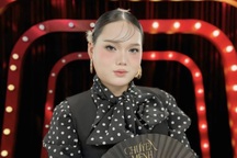 Doanh thu livestream bán hàng tiền tỷ, loạt TikToker lập công ty riêng