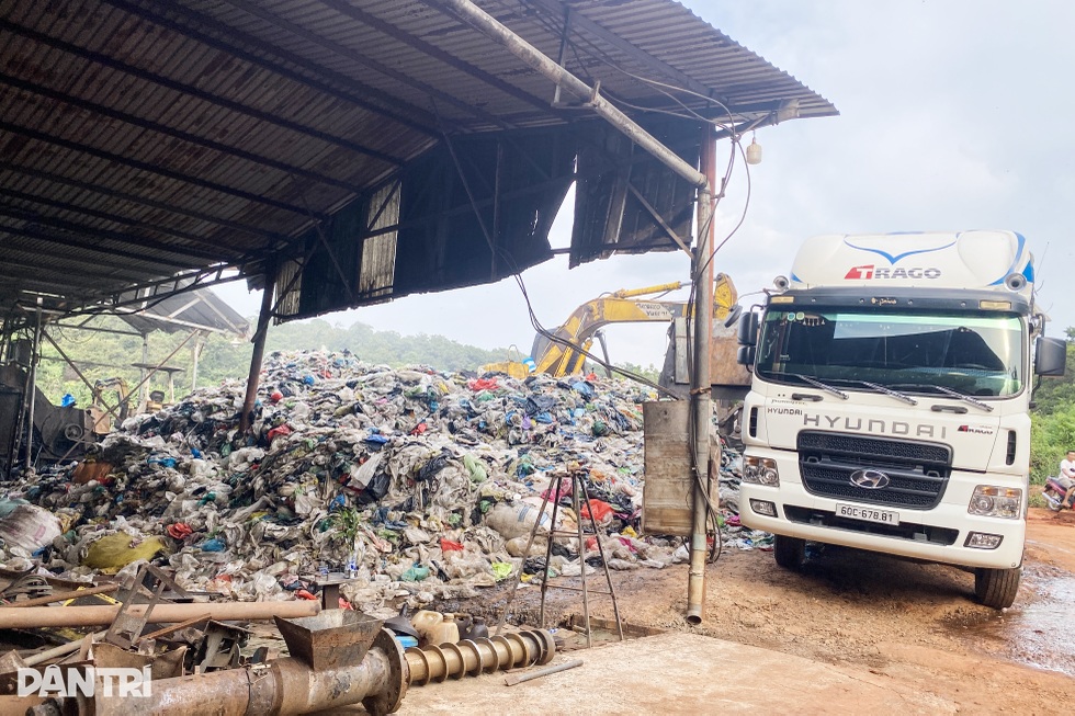 Hơn trăm hộ dân Bình Phước bịt mũi sống cam chịu gần cơ sở tái chế nhựa - 5 Hơn trăm hộ dân Bình Phước bịt mũi sống cam chịu gần cơ sở tái chế nhựa - 5