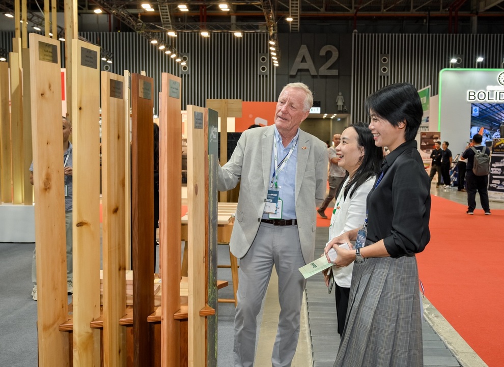 Canadian Wood Việt Nam giới thiệu giải pháp gỗ mềm bền vững tại Triển lãm Vietnamwood 2025 - 2
