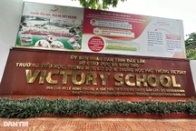 Nam sinh lớp 9 bị yêu cầu chuyển trường ngay đầu năm học, vì sao?