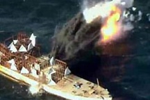 Khoảnh khắc tên lửa Triều Tiên phá nát mục tiêu trên biển