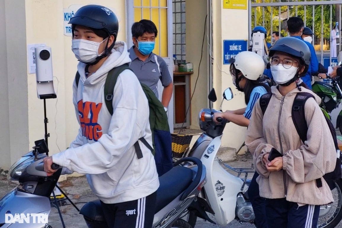 Học sinh Sóc Trăng chính thức trở lại trường học trực tiếp - 4 Học sinh Sóc Trăng chính thức trở lại trường học trực tiếp - 4