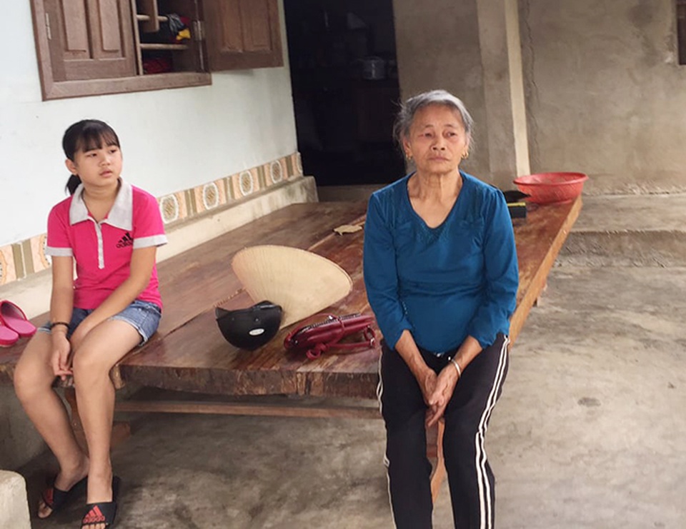 Nghẹn lòng bức thư bé gái lớp 5 mong một lần được mẹ đi họp phụ huynh - 3 Nghẹn lòng bức thư bé gái lớp 5 mong một lần được mẹ đi họp phụ huynh - 3
