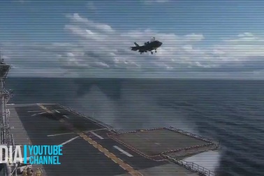 Mỹ chi 6,9 tỉ USD để F-22 mang tên lửa đối không