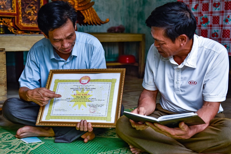 “Rừng luồng khuyến học” chắp cánh ước mơ đến trường của họ Bùi xứ Thanh - 3 “Rừng luồng khuyến học” chắp cánh ước mơ đến trường của họ Bùi xứ Thanh - 3