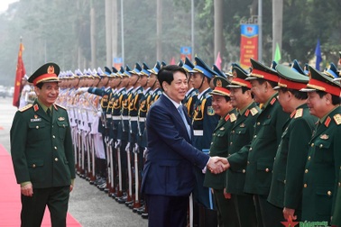 Chủ tịch nước: Nâng cao chất lượng, sức mạnh chiến đấu của quân đội