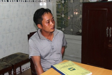 Khởi tố hung thủ tạt a xít kinh hoàng giữa Sài Gòn