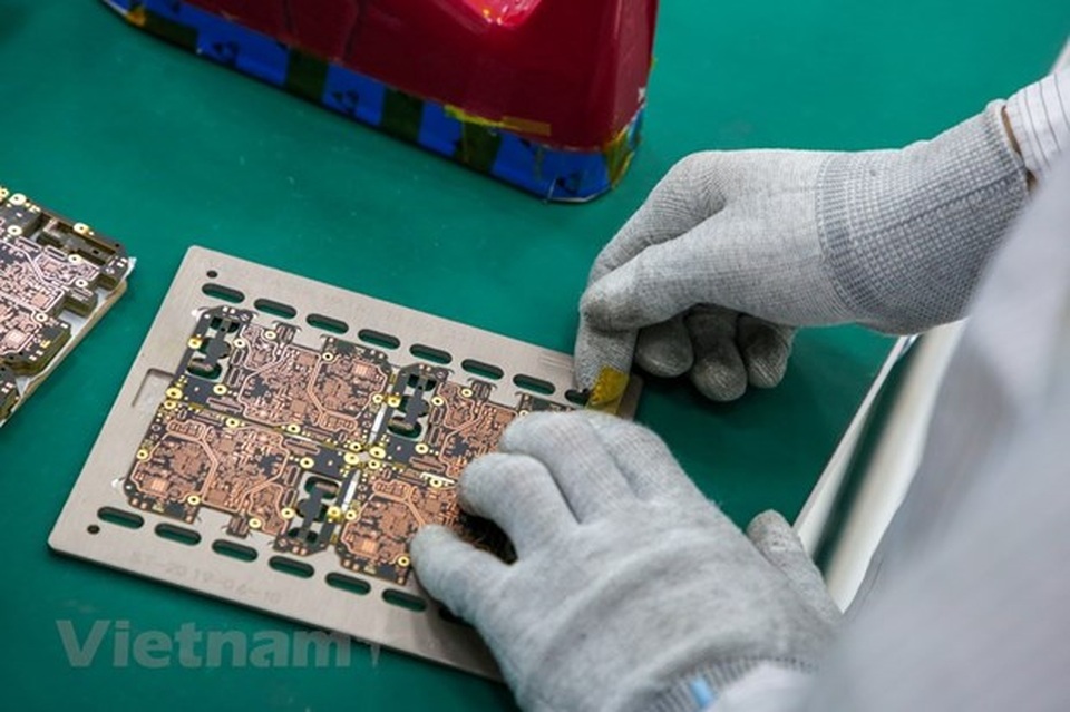 Công nhân Việt chơi bóng đá tốt sẽ được Nhật cấp thị thực đặc biệt - 1 Công nhân Việt chơi bóng đá tốt sẽ được Nhật cấp thị thực đặc biệt - 1