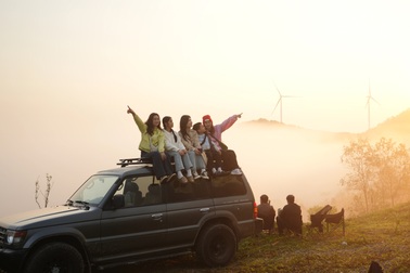 Trải nghiệm săn mây tuyệt đỉnh giữa cánh đồng điện gió