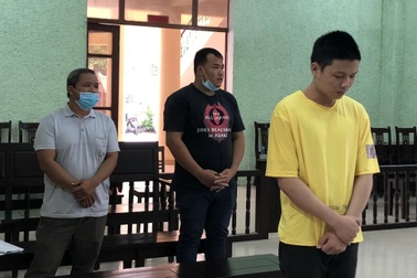 Ba đối tượng đưa người xuất cảnh trái phép lĩnh 9 năm tù
