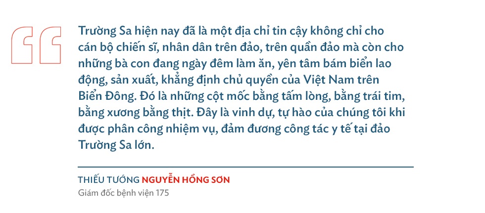 Những người lính blouse trắng vững bám Trường Sa bằng trái tim, xương máu - 7 Những người lính blouse trắng vững bám Trường Sa bằng trái tim, xương máu - 7