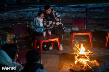 Hà Nội trong ngày rét 12 độ C