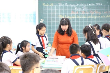 Lý do nhiều môn học ở TPHCM không thể tuyển đủ giáo viên
