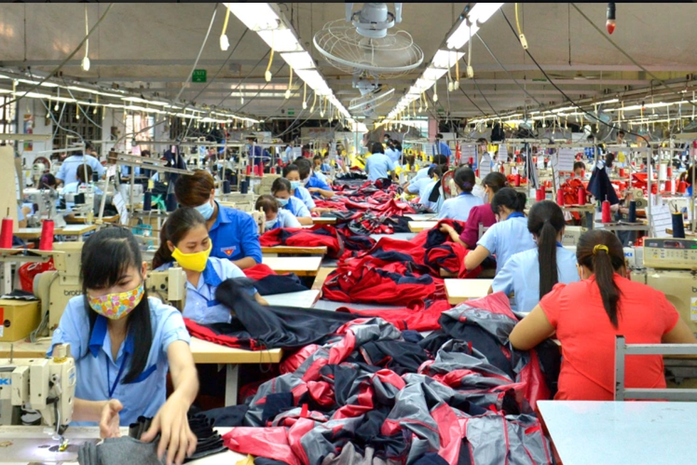 Chuyện của ông lớn dệt may từ 4.000 nhân viên còn 37 người - 1 Chuyện của ông lớn dệt may từ 4.000 nhân viên còn 37 người - 1