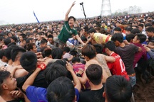 Lễ hội phết Hiền Quan bị đề nghị dừng đánh phết, kiểm soát dịch virus Corona