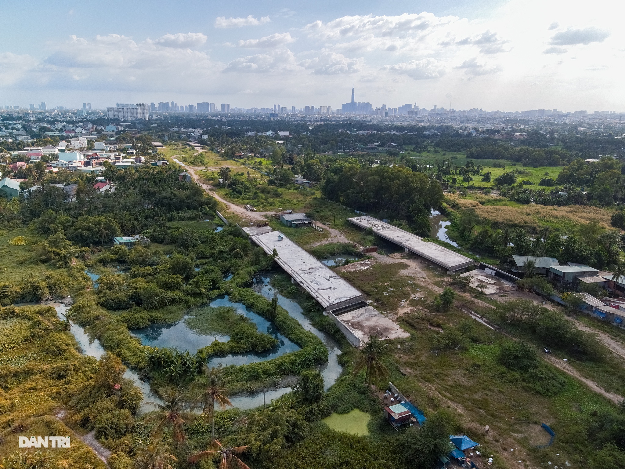 Vành đai 2 TPHCM: Sau 5 năm động thổ không xây xong 3km đường - 6 Vành đai 2 TPHCM: Sau 5 năm động thổ không xây xong 3km đường - 6