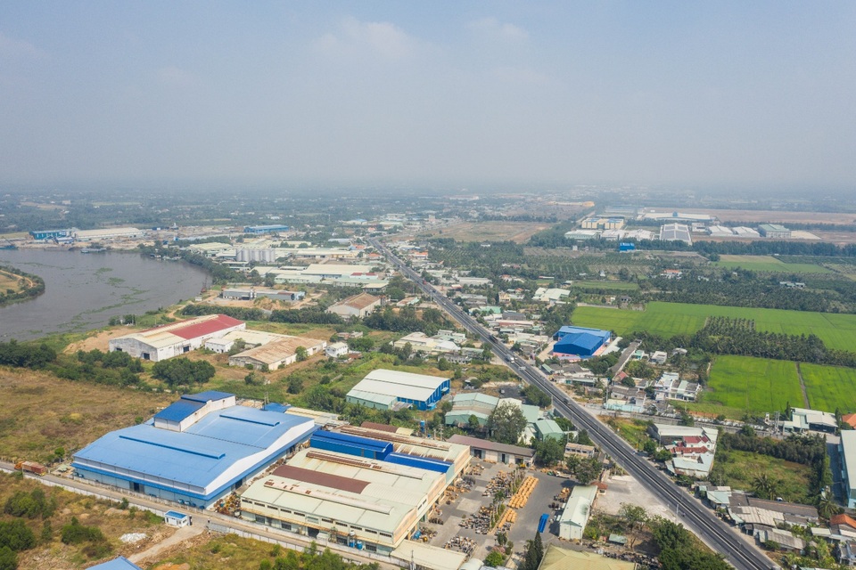 Nhà đầu tư săn bất động sản Long An - 1 Nhà đầu tư săn bất động sản Long An - 1