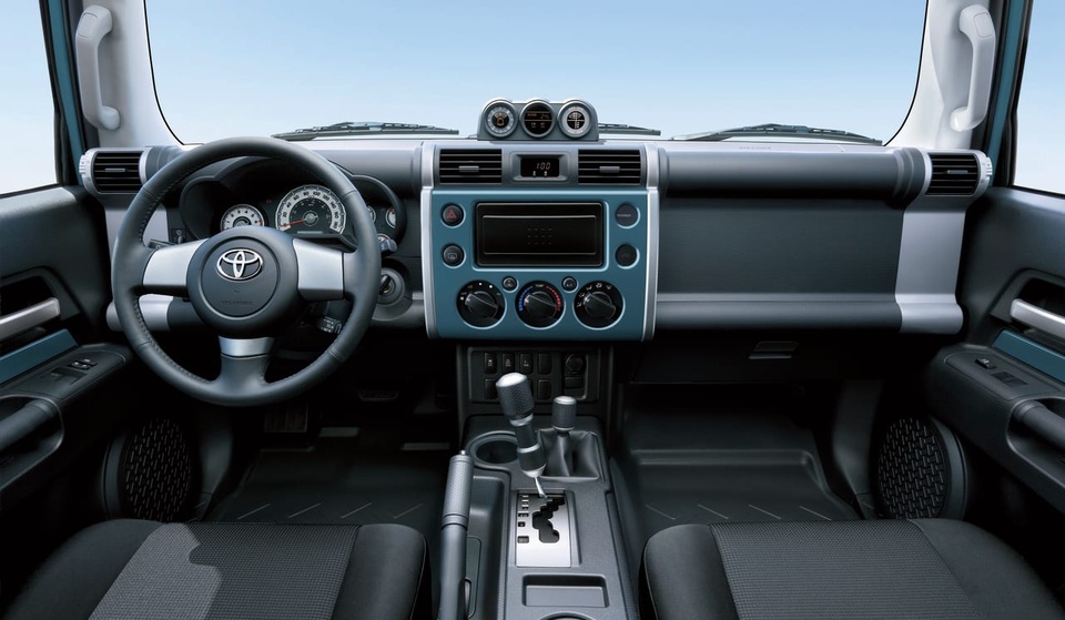 Toyota FJ Cruiser chưa thực sự bị khai tử - 12 Toyota FJ Cruiser chưa thực sự bị khai tử - 12