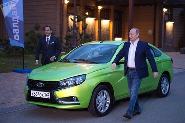 Chiêm ngưỡng các “xế hộp” của Tổng thống Putin qua năm tháng