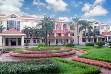 Vĩnh Phúc: Chủ tịch huyện bất ngờ viết đơn xin nghỉ việc