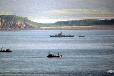 Triều Tiên tuyên bố vùng cấm tàu thuyền, bị nghi sắp phóng tên lửa