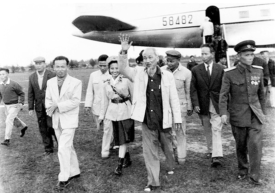 Người lính gần 100 tuổi kể về nhiệm vụ bảo vệ đại bàng trắng chở Bác Hồ - 3