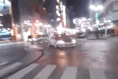 Đua xe đường phố - Những hình ảnh khác của Nhật Bản phát triển