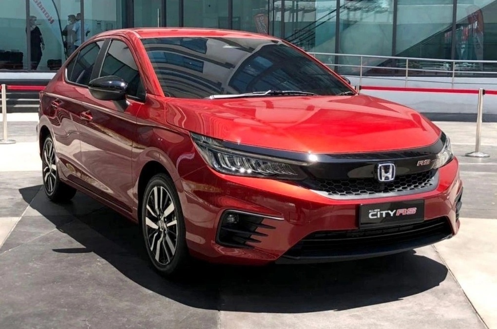 Toyota Vios 2023 vừa ra mắt, loạt sedan hạng B đua giảm giá mạnh - 2 Toyota Vios 2023 vừa ra mắt, loạt sedan hạng B đua giảm giá mạnh - 2
