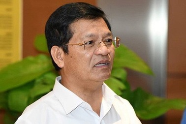 Bộ Chính trị cảnh cáo Bí thư tỉnh ủy Quảng Ngãi Lê Viết Chữ