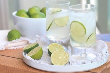 5 loại nước uống chống say nắng tức thì