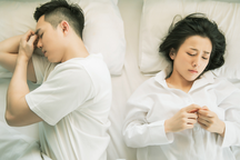 Bạn trai không hề "động chạm", tôi vỡ mộng sau nửa năm nằm chung giường