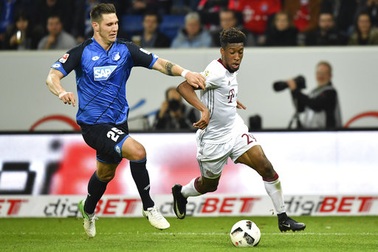 Bayern Munich thua sốc, Dortmund thắng tưng bừng