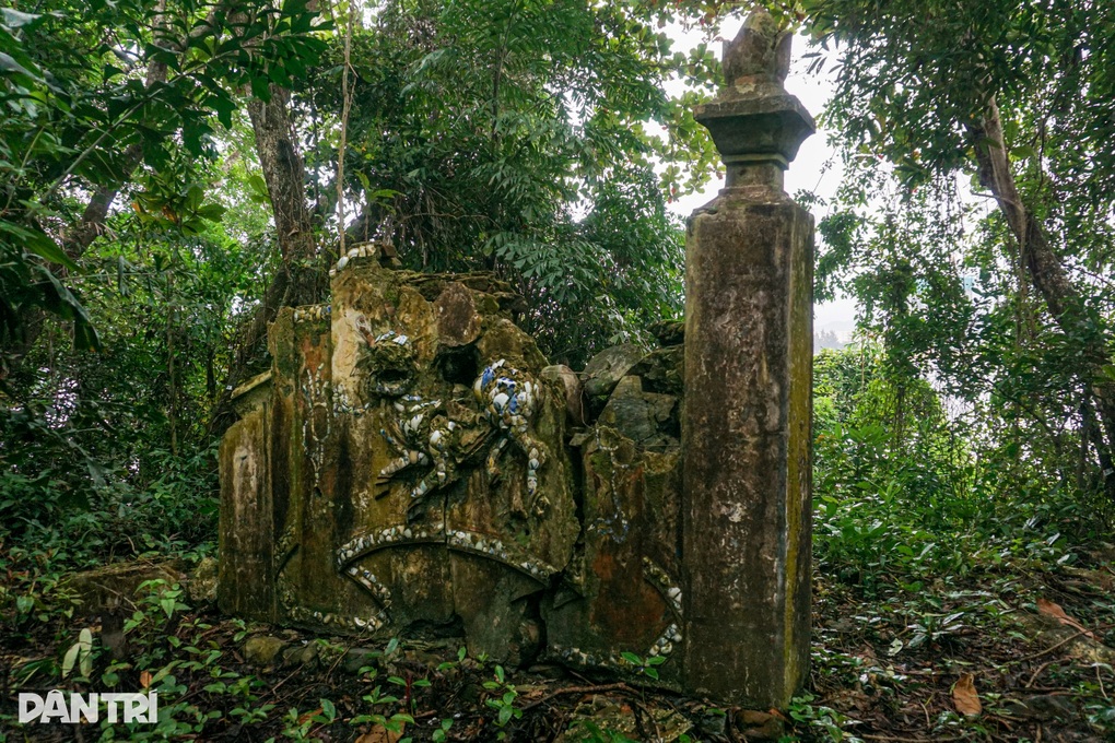 Chuyện ít biết về khu rừng cấm linh thiêng nghìn năm tuổi ở Nam Ô Đà Nẵng - 4 Chuyện ít biết về khu rừng cấm linh thiêng nghìn năm tuổi ở Nam Ô Đà Nẵng - 4