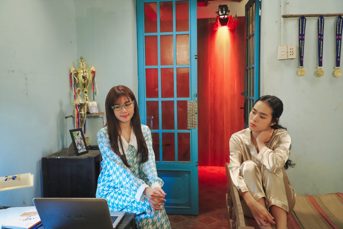 Diệp Bảo Ngọc tiết lộ lý do tất bật đóng phim trở lại - 2 Diệp Bảo Ngọc tiết lộ lý do tất bật đóng phim trở lại - 2