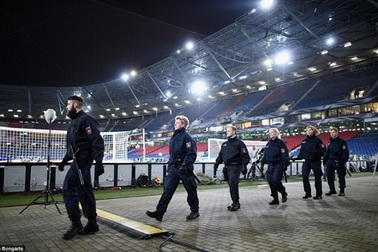 Hủy trận Đức - Hà Lan vì bị đe dọa đánh bom