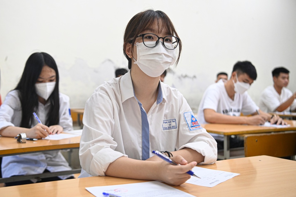 Hơn 1/3 số thí sinh thanh toán trực tuyến thành công xét tuyển đại học - 1 Hơn 1/3 số thí sinh thanh toán trực tuyến thành công xét tuyển đại học - 1