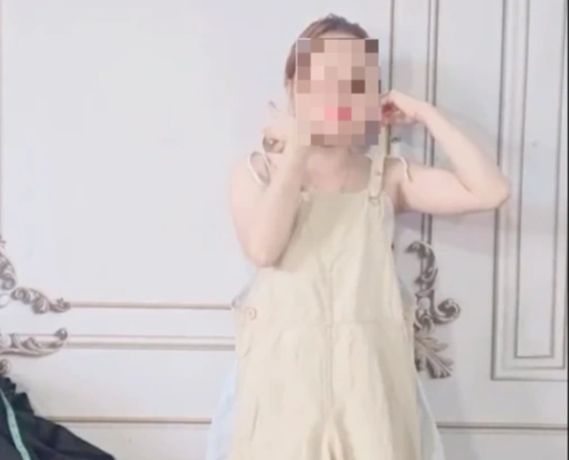 Nữ sinh livestream kiếm tiền triệu mỗi ngày, muốn bỏ ngang đại học - 1 Nữ sinh livestream kiếm tiền triệu mỗi ngày, muốn bỏ ngang đại học - 1