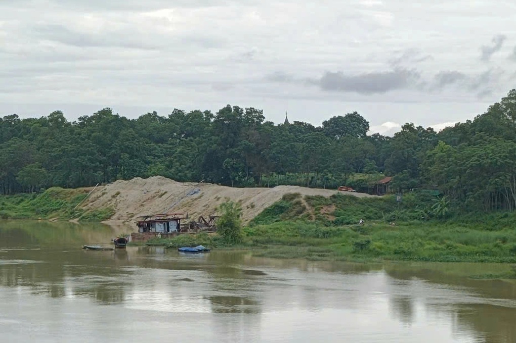 Còn một mỏ cát hoạt động, Thanh Hóa cử đoàn công tác đi học tập kinh nghiệm - 1 Còn một mỏ cát hoạt động, Thanh Hóa cử đoàn công tác đi học tập kinh nghiệm - 1