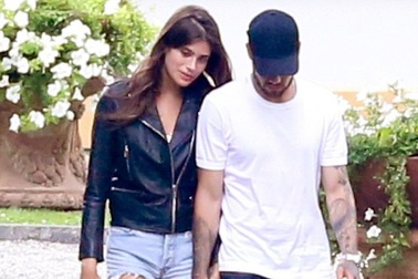 Liam Payne có bạn gái mới