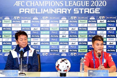 HLV Chung Hae Seong của CLB TPHCM đánh giá cao Buriram United