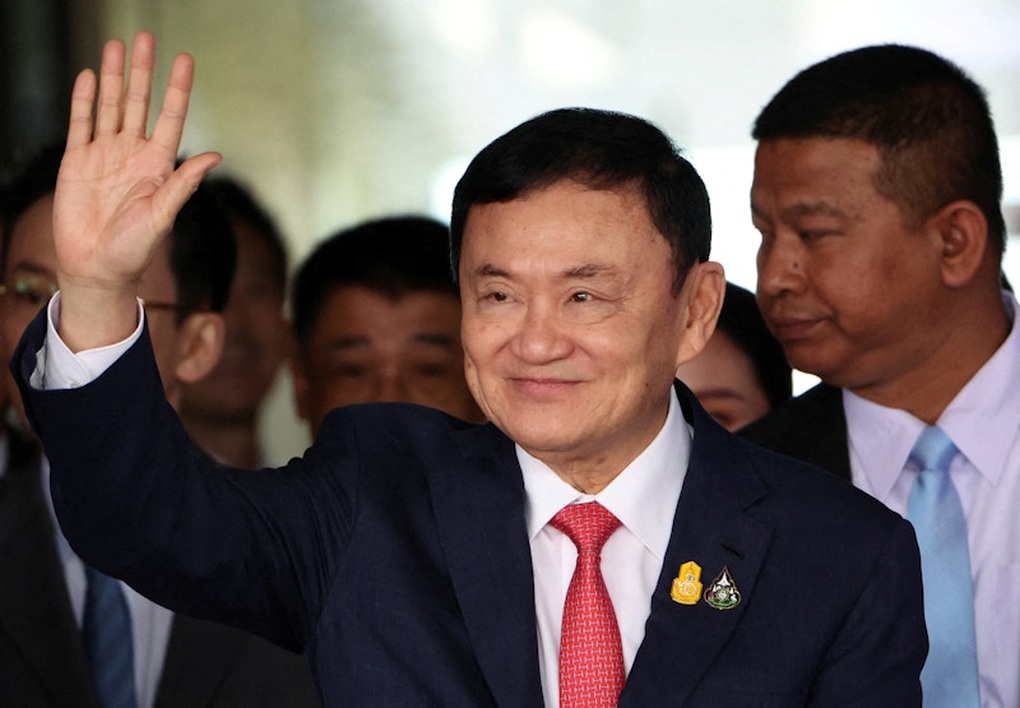 Ông Thaksin bất ngờ thông báo đến Dubai - 1 Ông Thaksin bất ngờ thông báo đến Dubai - 1