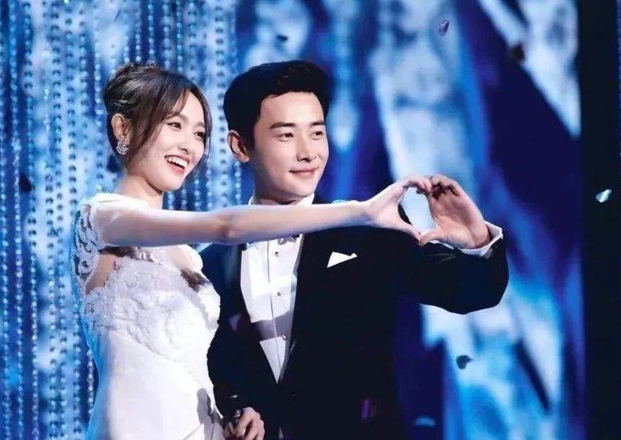 Top 1 Weibo hôm nay: Ông xã Đường Yên nói tục, phản ứng gay gắt trước tin đồn ngoại tình với trợ lý - Ảnh 6. Top 1 Weibo hôm nay: Ông xã Đường Yên nói tục, phản ứng gay gắt trước tin đồn ngoại tình với trợ lý - Ảnh 6.