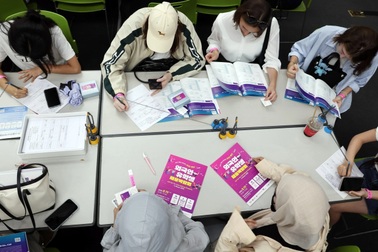 Hơn 50% du học sinh tại Hàn Quốc yếu kỹ năng tiếng Anh