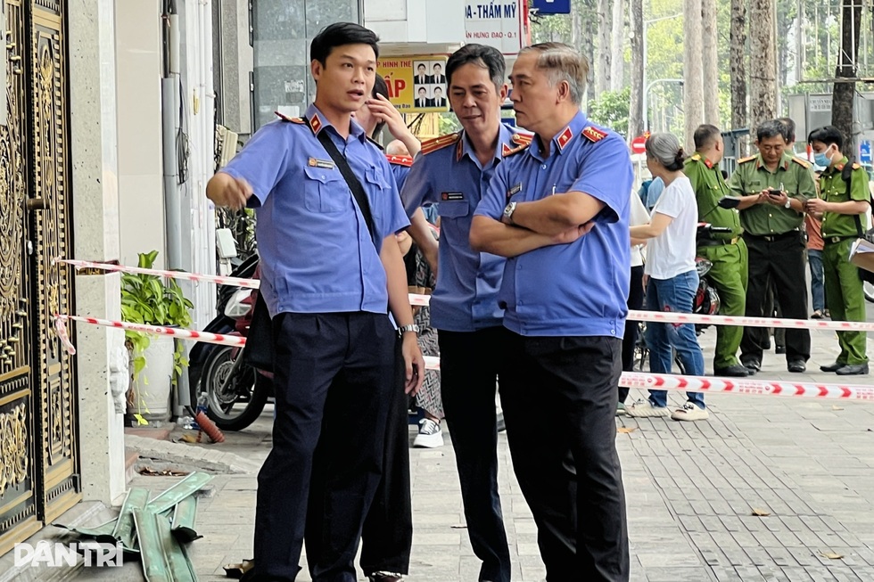 Vụ cháy quán ăn ở TPHCM: Nạn nhân kêu cứu nhưng không ai tiếp cận được - 2