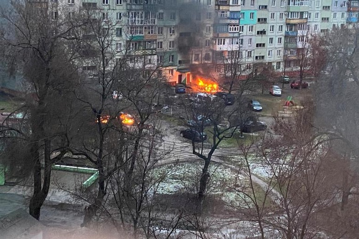 Nổ lớn ở Mariupol trước lệnh ngừng bắn, 200 người mắc kẹt - 1 Nổ lớn ở Mariupol trước lệnh ngừng bắn, 200 người mắc kẹt - 1